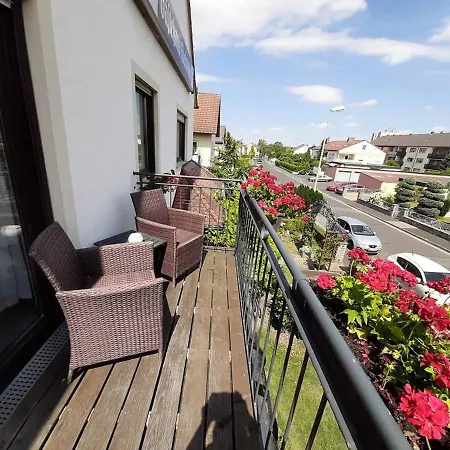 אורחן Gaestehaus Edelmann 3*